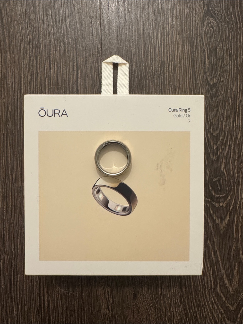 Oura Ring 5 - Gold Size 7 - Charger included